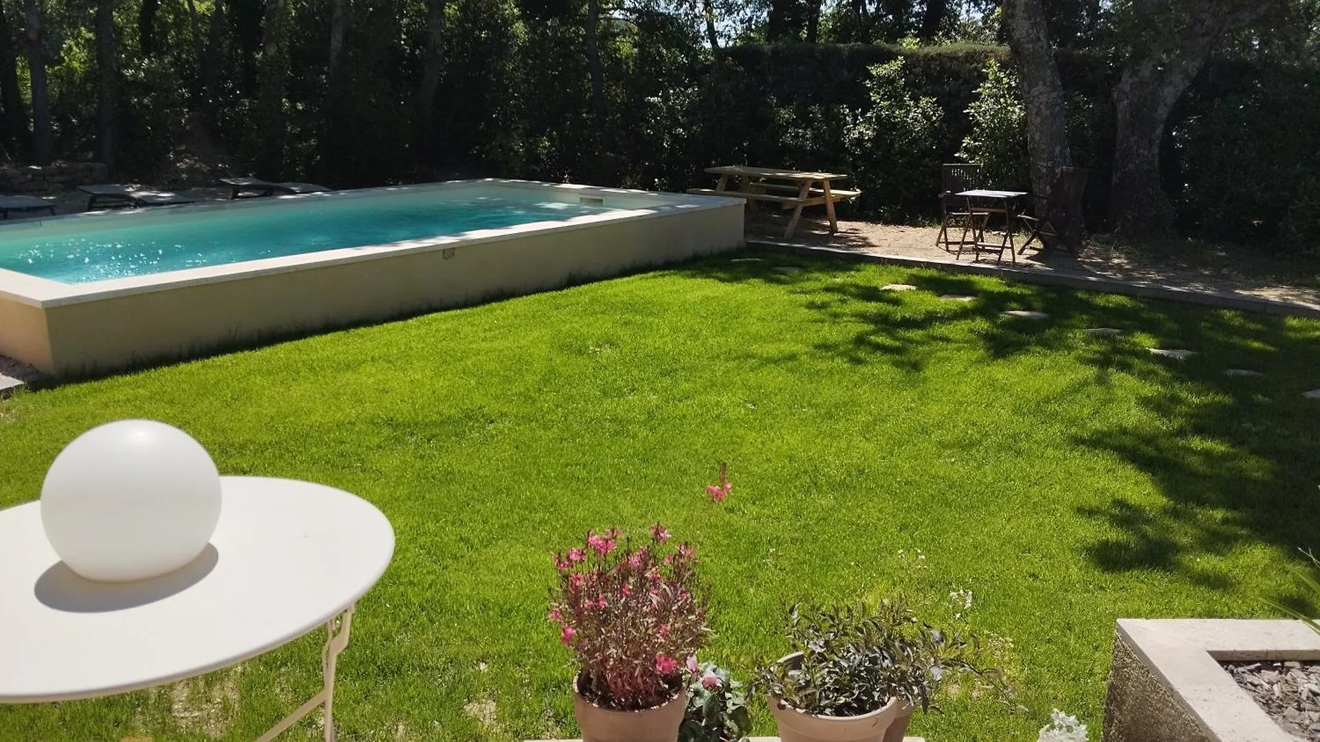Bed and Breakfast Les Cheneslierres Lourmarin Bed & Breakfast