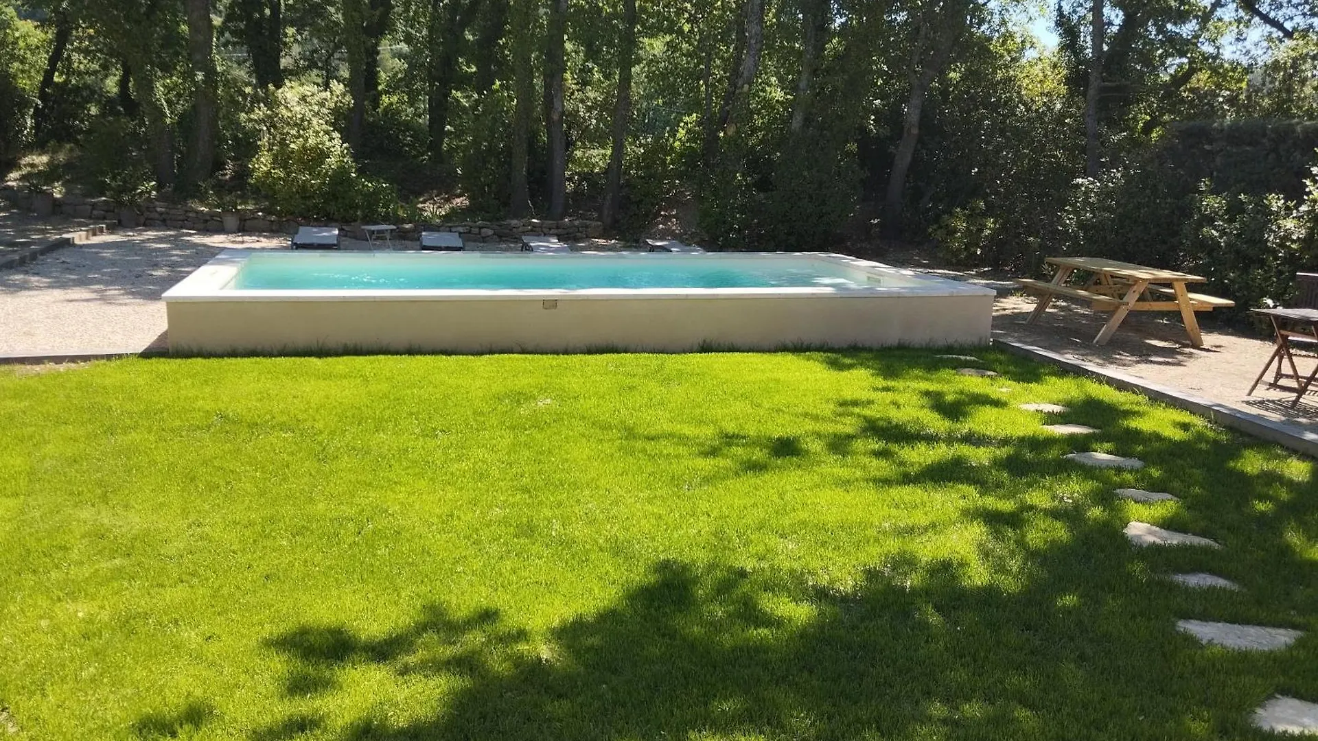 Bed and Breakfast Les Cheneslierres Lourmarin Francia